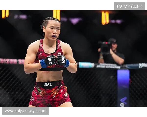 张伟丽泰国特训增肌至57公斤，饮食控制放松备战蝇量级